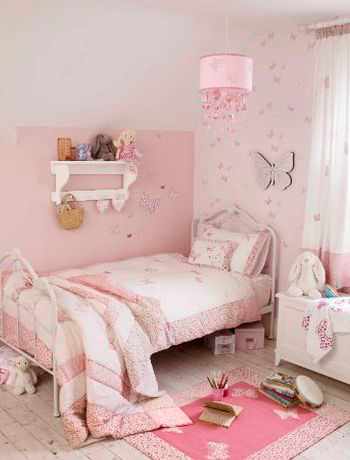 нежная розовая комната в стиле Прованс