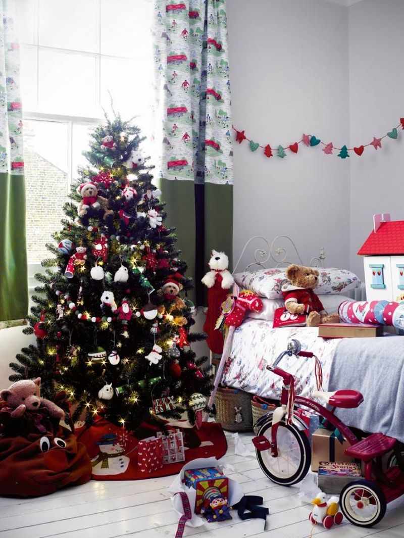рождественская детская комната