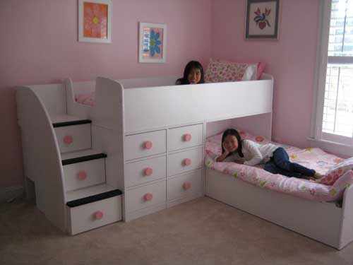 расположение кроватей в детской комнате для двоих детей 2