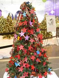 Идеи как красиво и оригинально украсить елку на Новый год 8