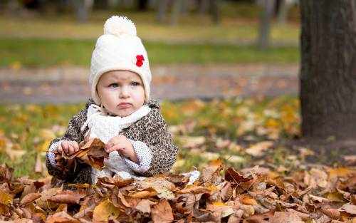 одевать осенью ребенка
