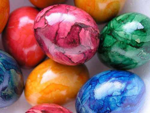 Красим яйца на Пасху: оригинальные идеи с помощью салфеток 7