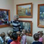 Воспитанники детского сада в картинной галерее