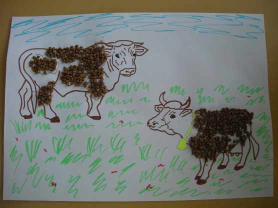 Корова с пятнами из гречки