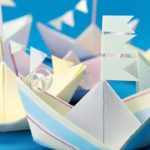 Кораблики из бумаги, выполненные в технике оригами
