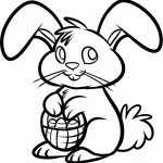 Кролик держит в лапках корзину с яйцами