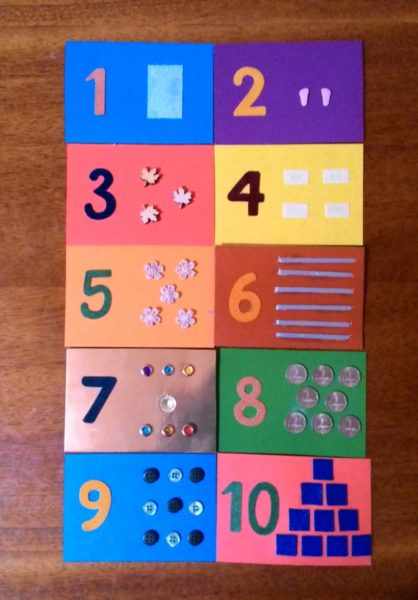 Разноцветные тактильные карточки с цифрами