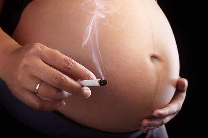 Курение во время беременности 