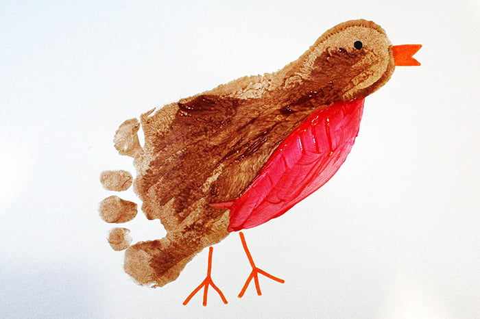 Птичка из отпечатка детской ступни