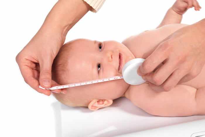 Измерение головы младенца
