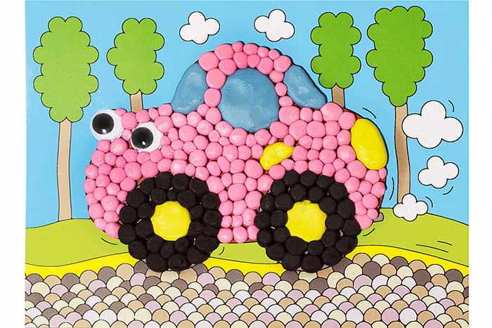 Машинка из пластилиновых шариков