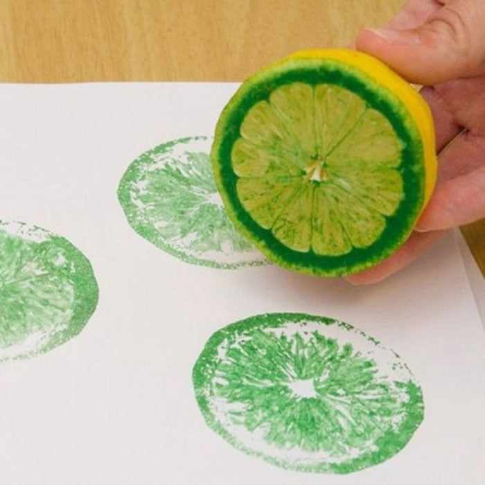 Рисование отпечатками половинами лимона